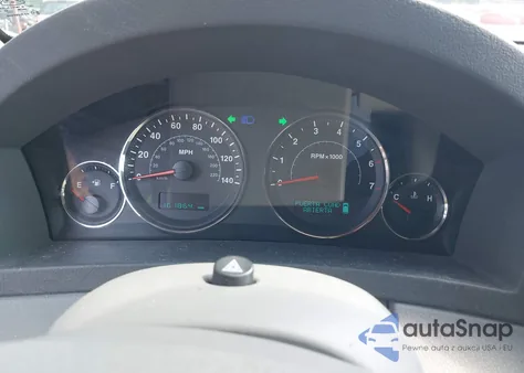 2007 Jeep Grand Cherokee Laredo z USA, uszkodzony, nr VIN 1J8HS48P87C591279